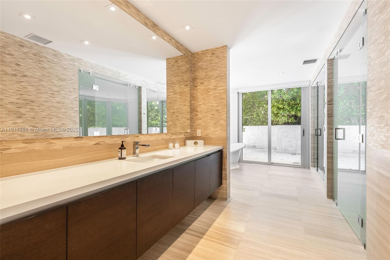 1 Collins Ave # 207, Miami Beach FL 33139 — 22