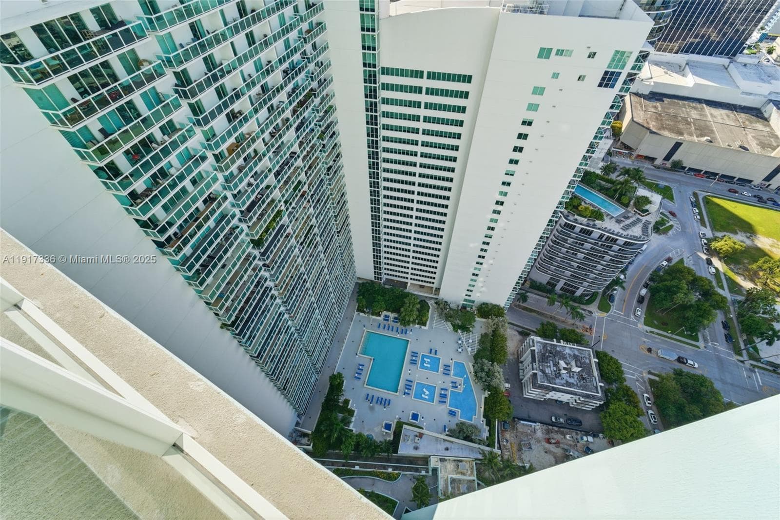 1900 N Bayshore Dr # 4109, Miami FL 33132 — 17
