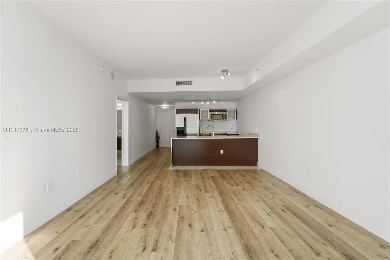 1900 N Bayshore Dr # 4109, Miami FL 33132 — 14