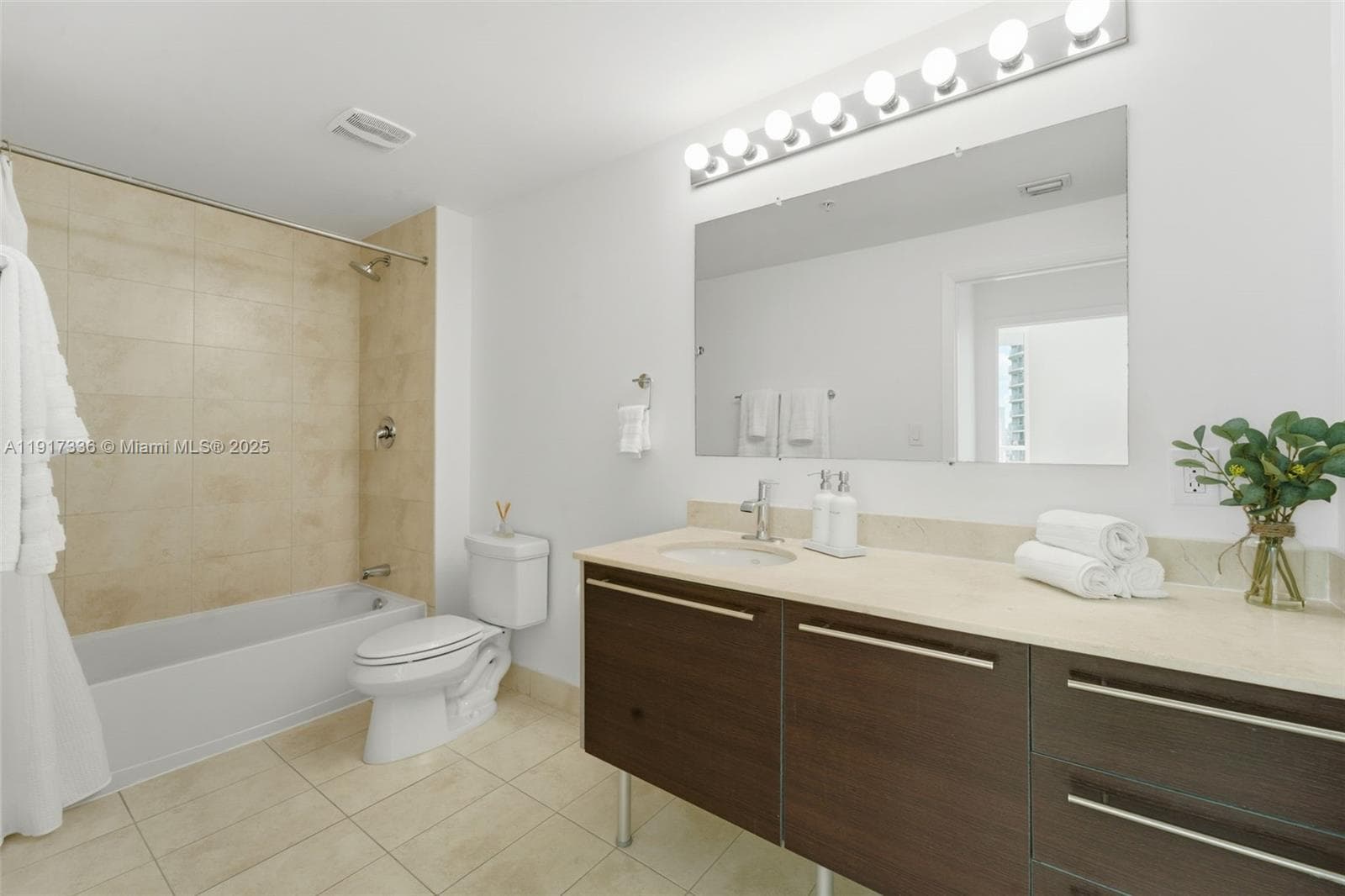 1900 N Bayshore Dr # 4109, Miami FL 33132 — 8