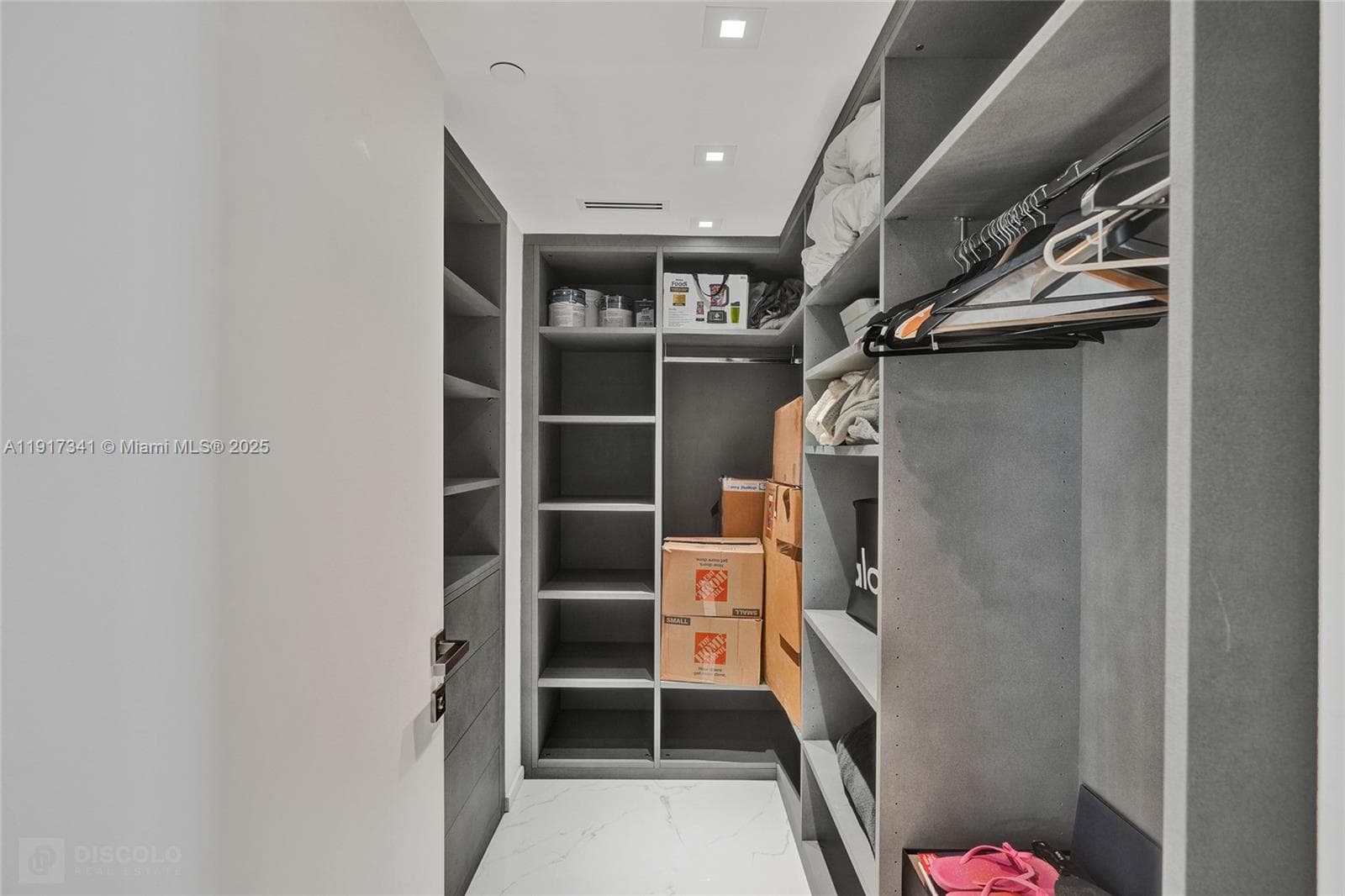 650 West Ave, Miami Beach FL 33139 — 40