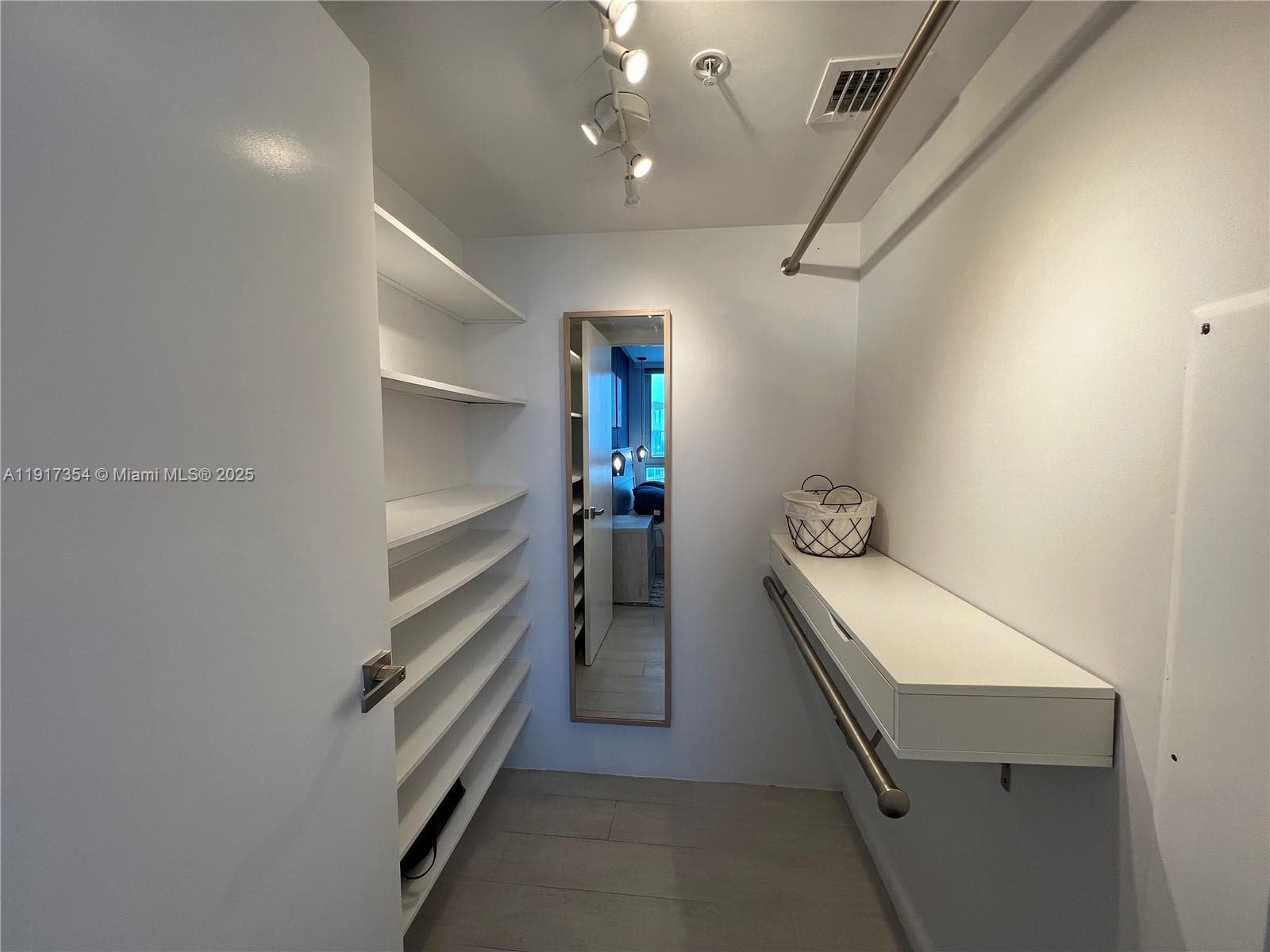 6620 Indian Creek Dr # 617, Miami Beach FL 33141 — 23