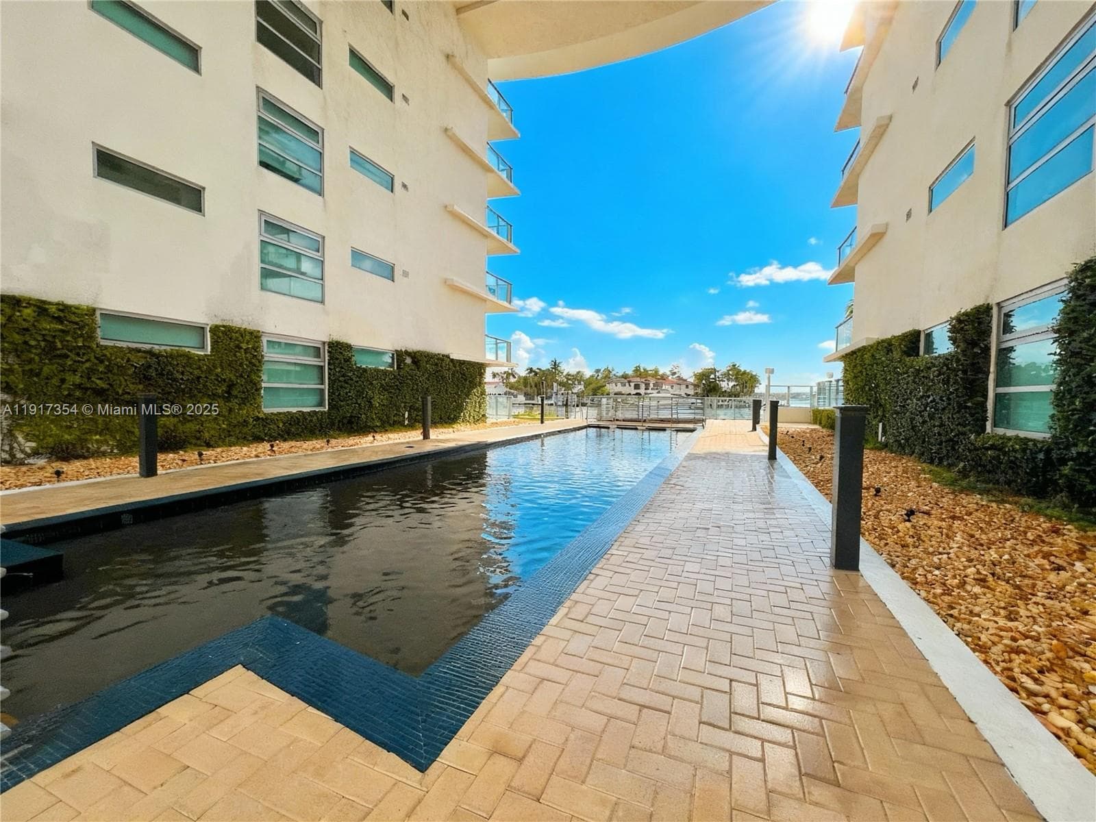 6620 Indian Creek Dr # 617, Miami Beach FL 33141 — 33