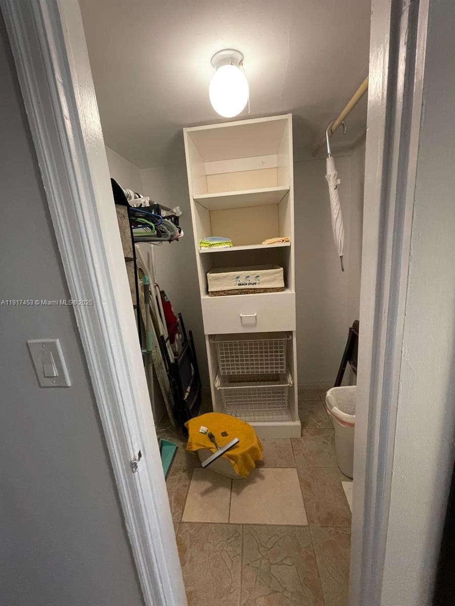 6490 Collins Ave # 5, Miami Beach FL 33141 — 8