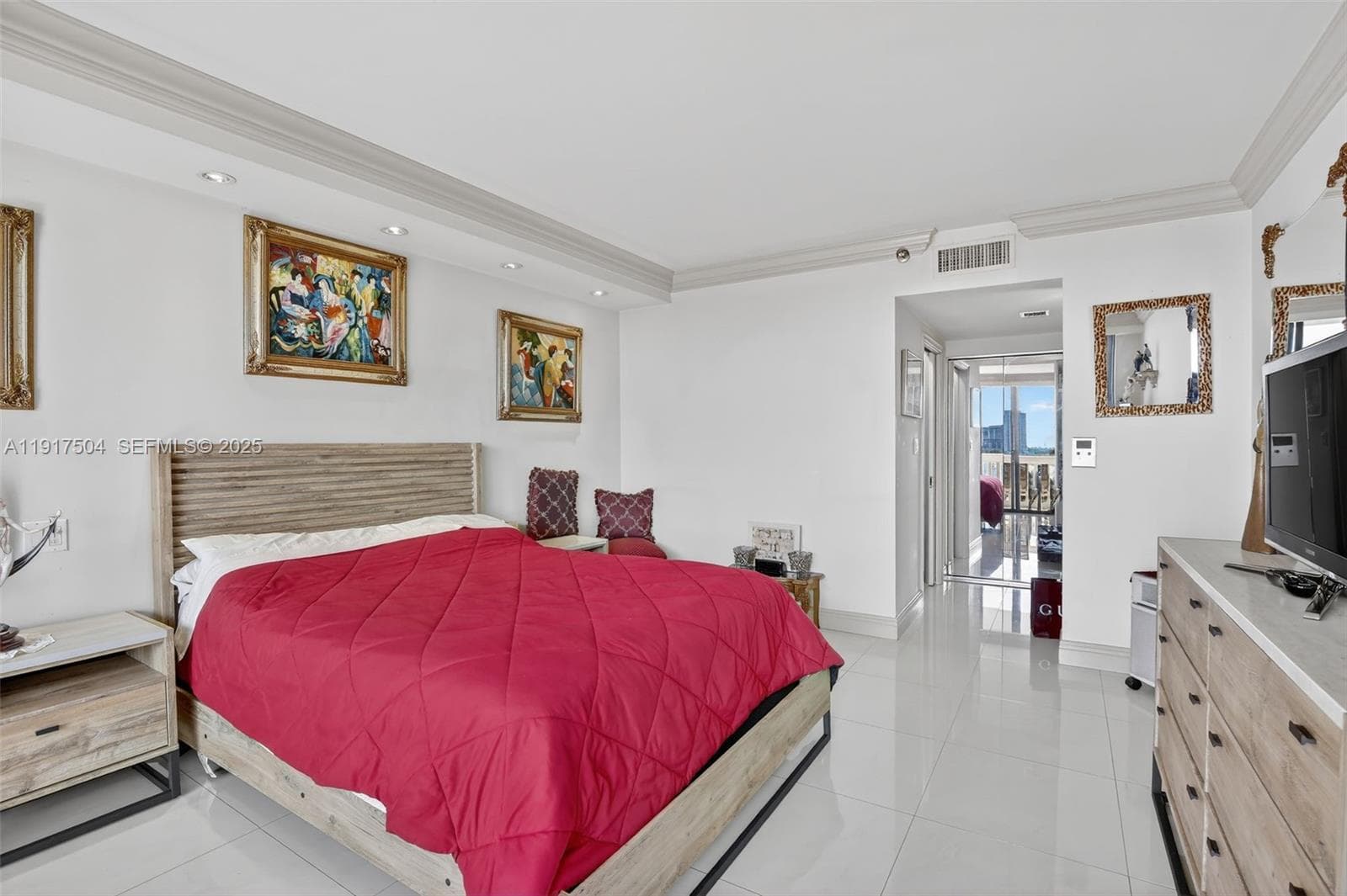 1000 Island Blvd # 602, Aventura FL 33160 — 26