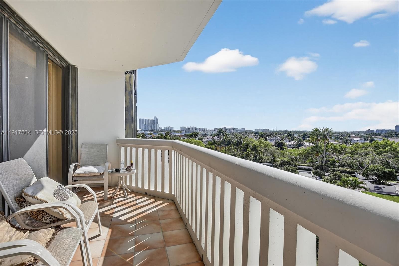 1000 Island Blvd # 602, Aventura FL 33160 — 22