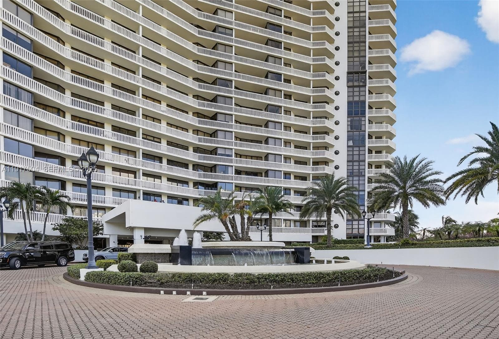 1000 Island Blvd # 602, Aventura FL 33160 — 80