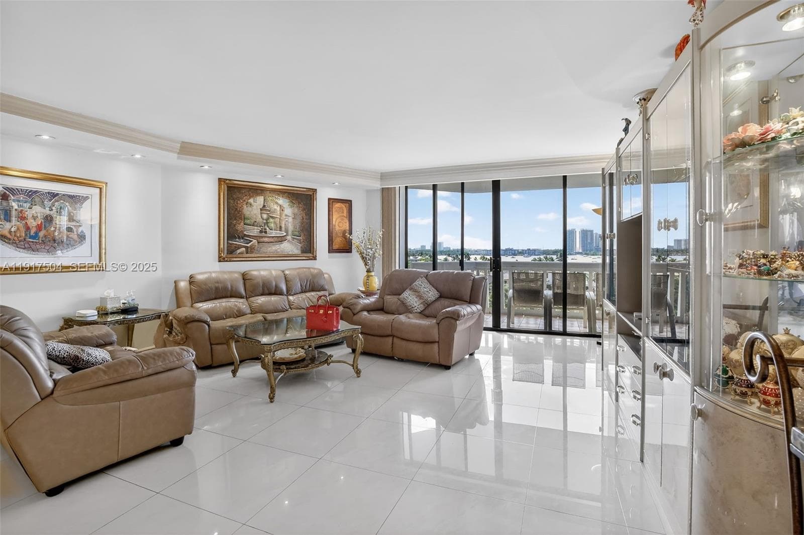 1000 Island Blvd # 602, Aventura FL 33160 — 1
