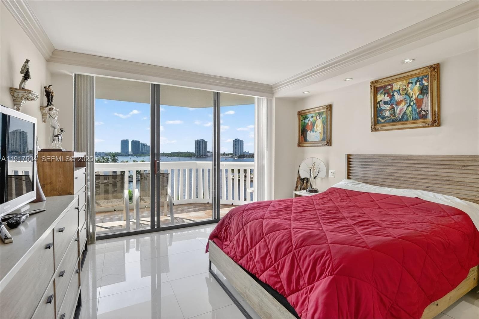 1000 Island Blvd # 602, Aventura FL 33160 — 24