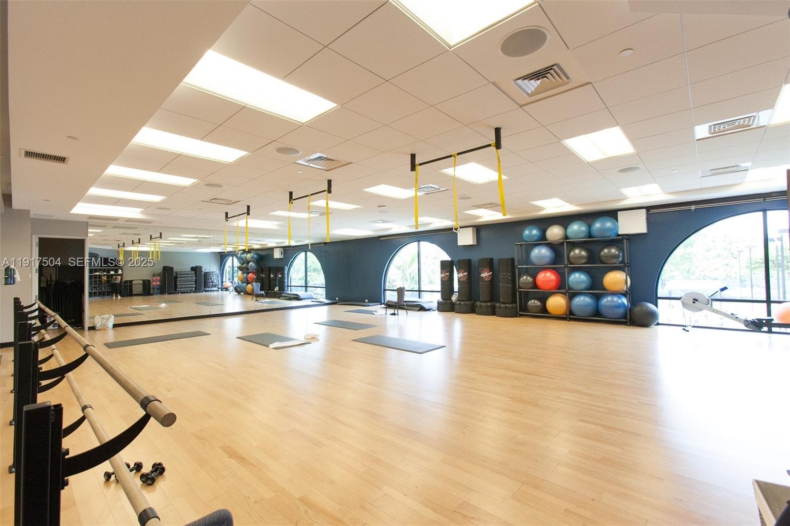 1000 Island Blvd # 602, Aventura FL 33160 — 79