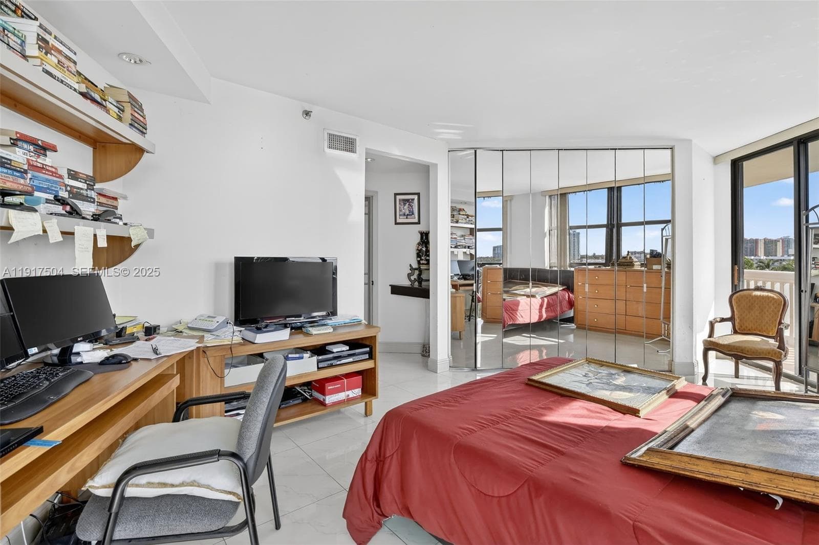 1000 Island Blvd # 602, Aventura FL 33160 — 38