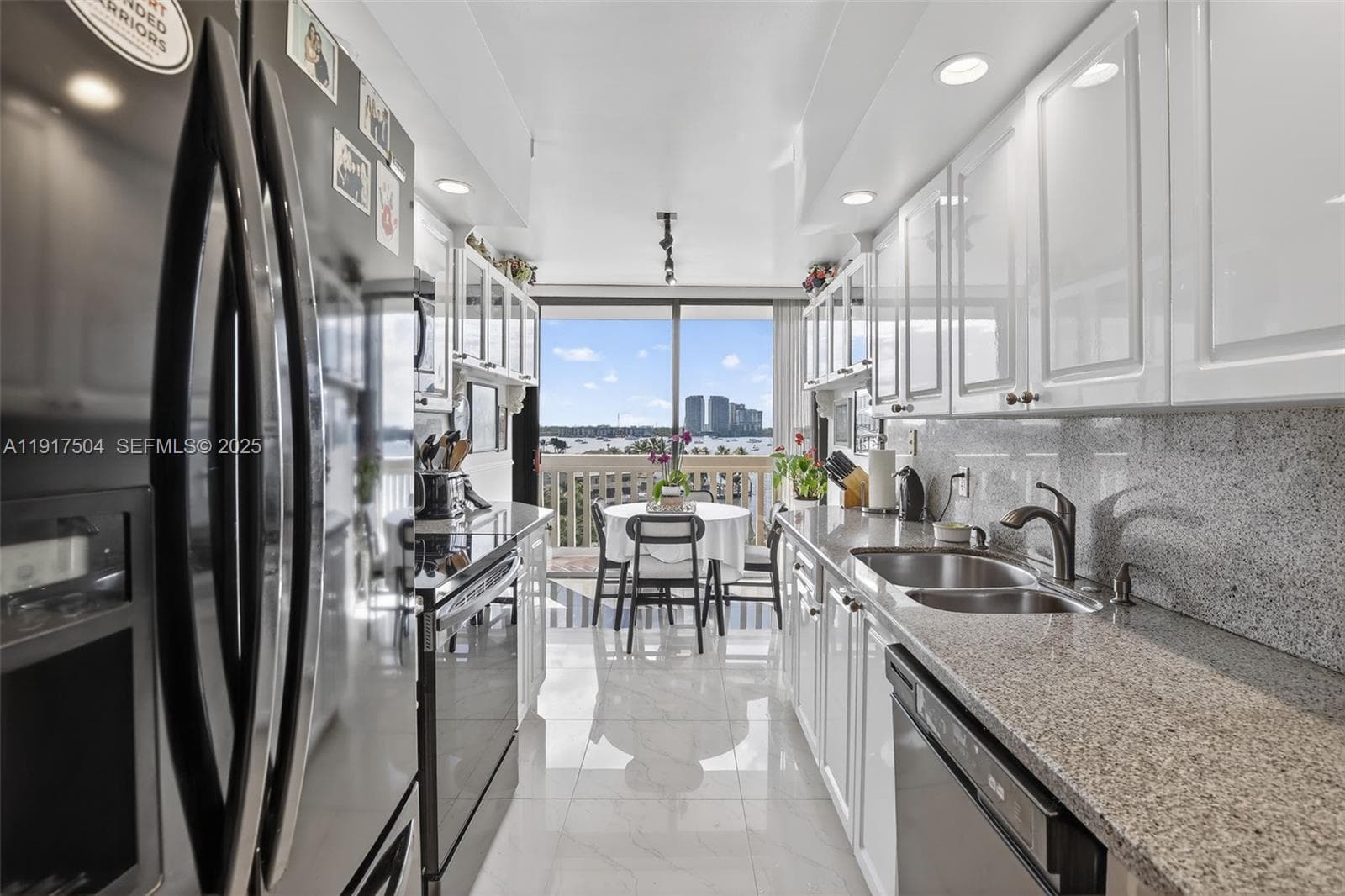 1000 Island Blvd # 602, Aventura FL 33160 — 18