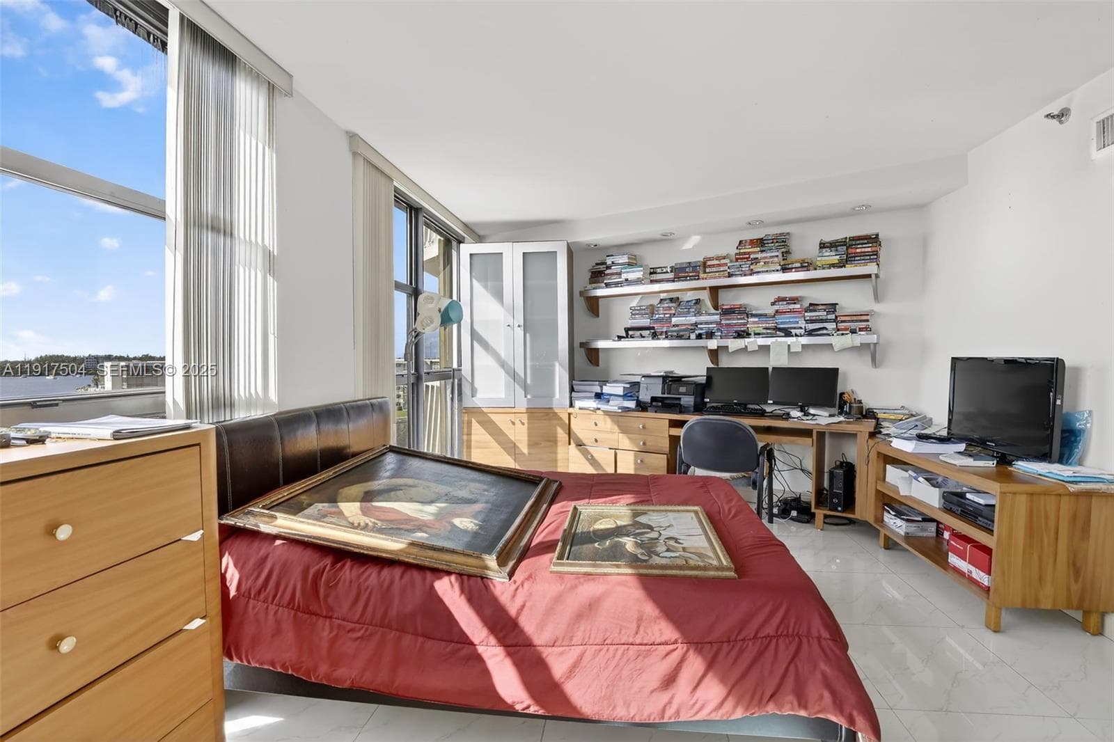 1000 Island Blvd # 602, Aventura FL 33160 — 37