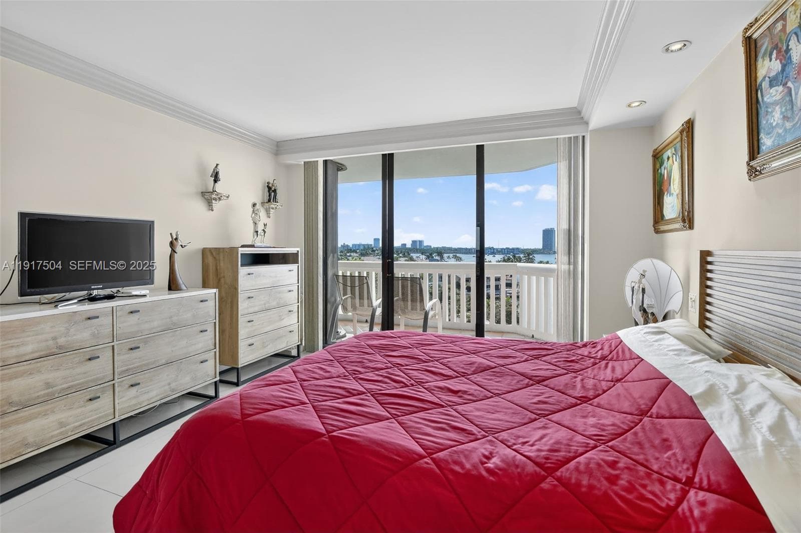 1000 Island Blvd # 602, Aventura FL 33160 — 25