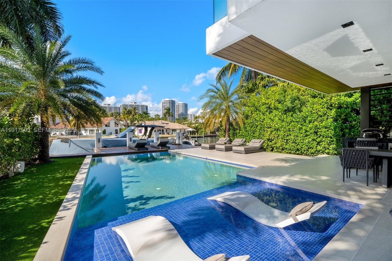 342 S Parkway, Golden Beach FL 33160 — 42