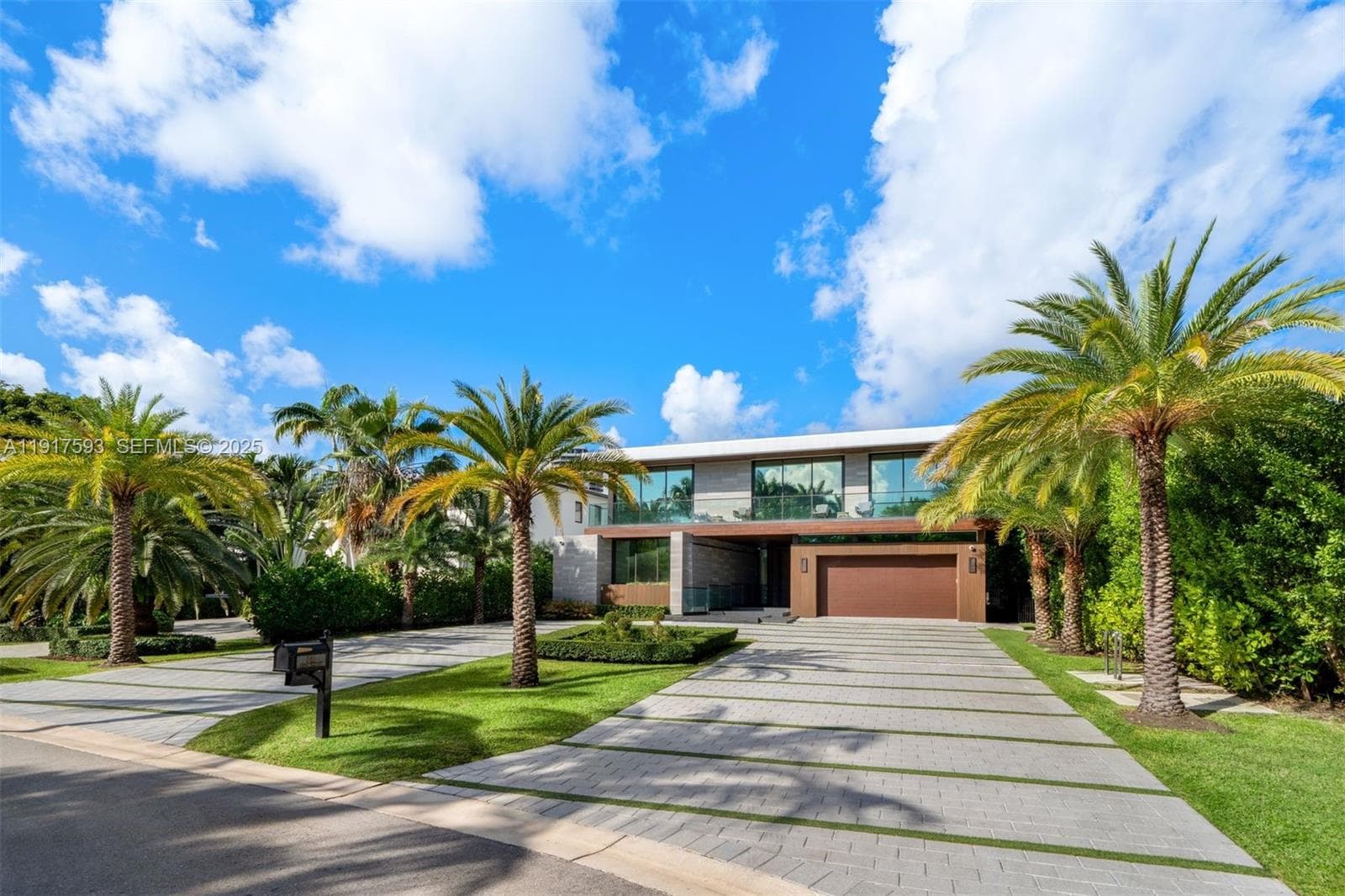 342 S Parkway, Golden Beach FL 33160 — 45