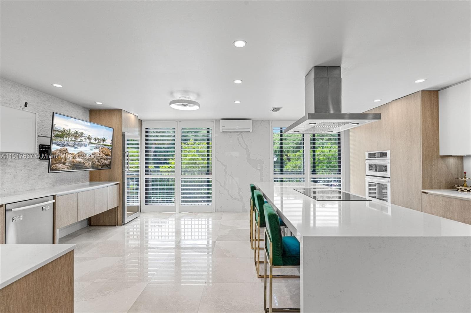 6124 Paradise Point Dr # 6124, Palmetto Bay FL 33157 — 25