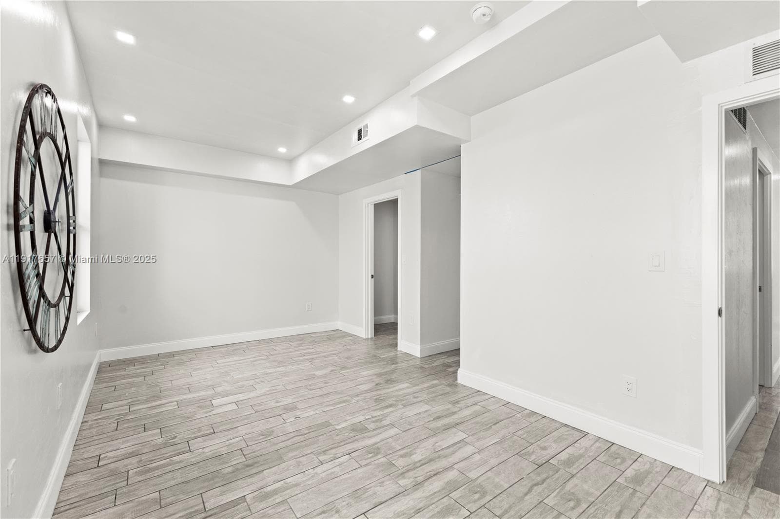305 NW 58th St, Miami FL 33127 — 29