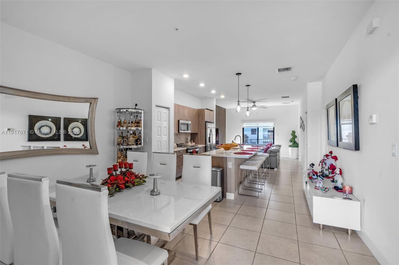7915 NW 104th Ave # 24, Doral FL 33178 — 8