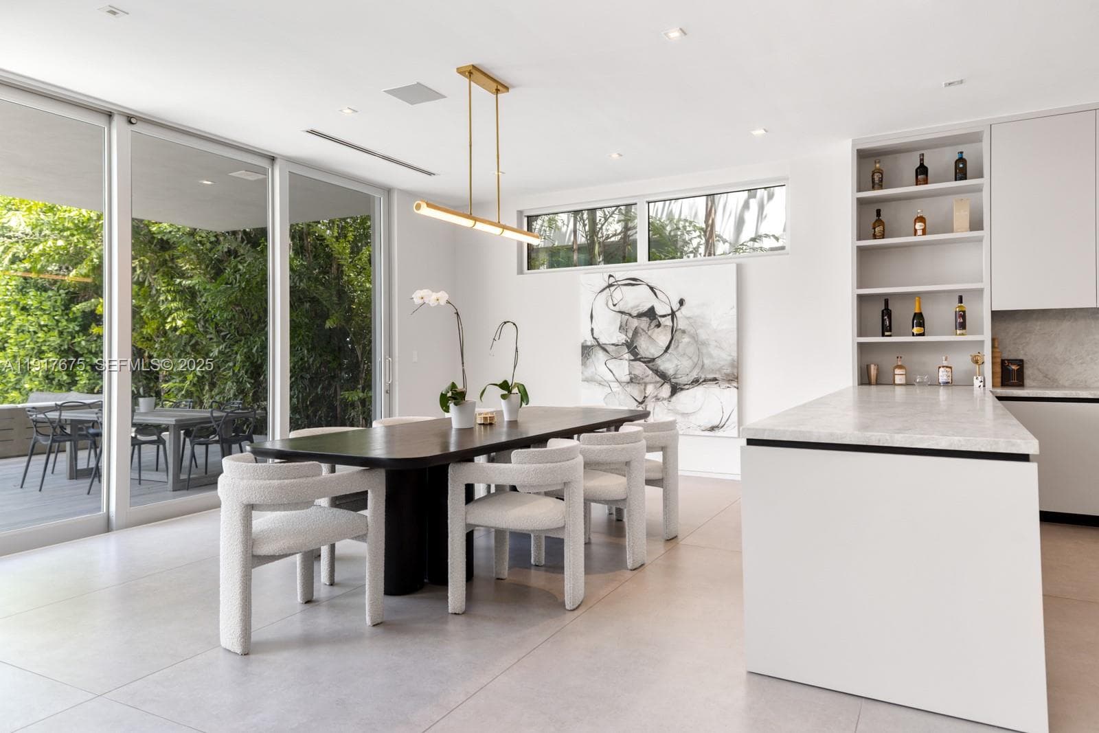 1379 N Venetian Way, Miami FL 33139 — 23