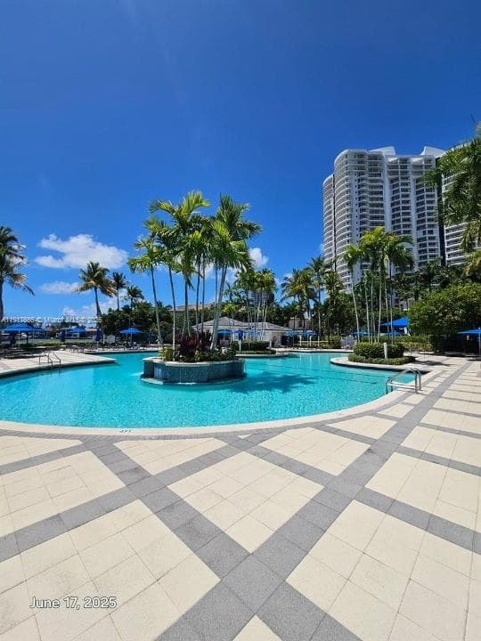 21050 Point Pl # 501, Aventura FL 33180 — 32