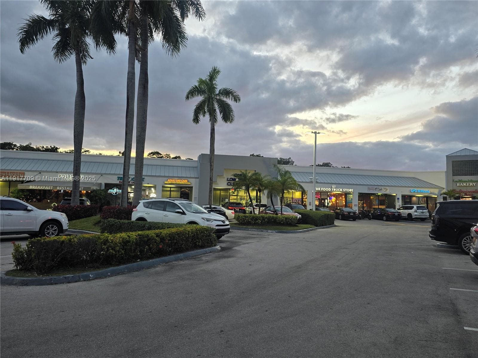 13499 Biscayne Blvd, North Miami FL 33181 — 23