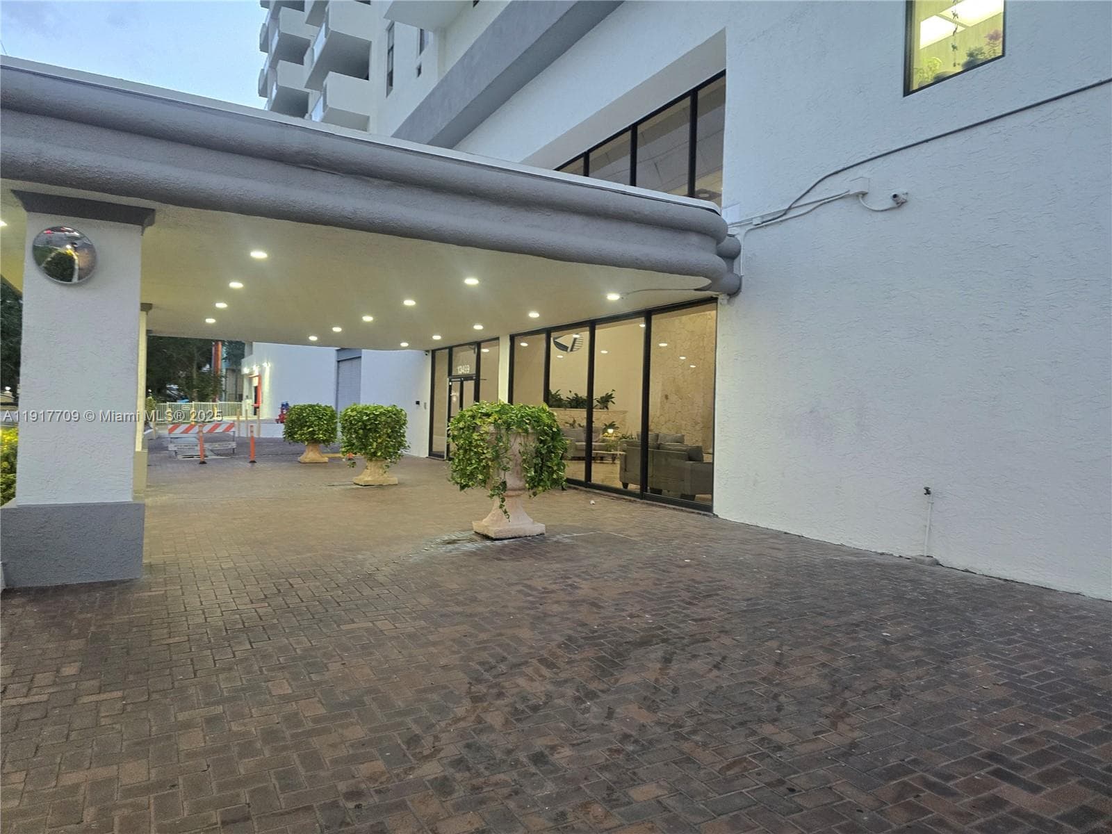 13499 Biscayne Blvd, North Miami FL 33181 — 18