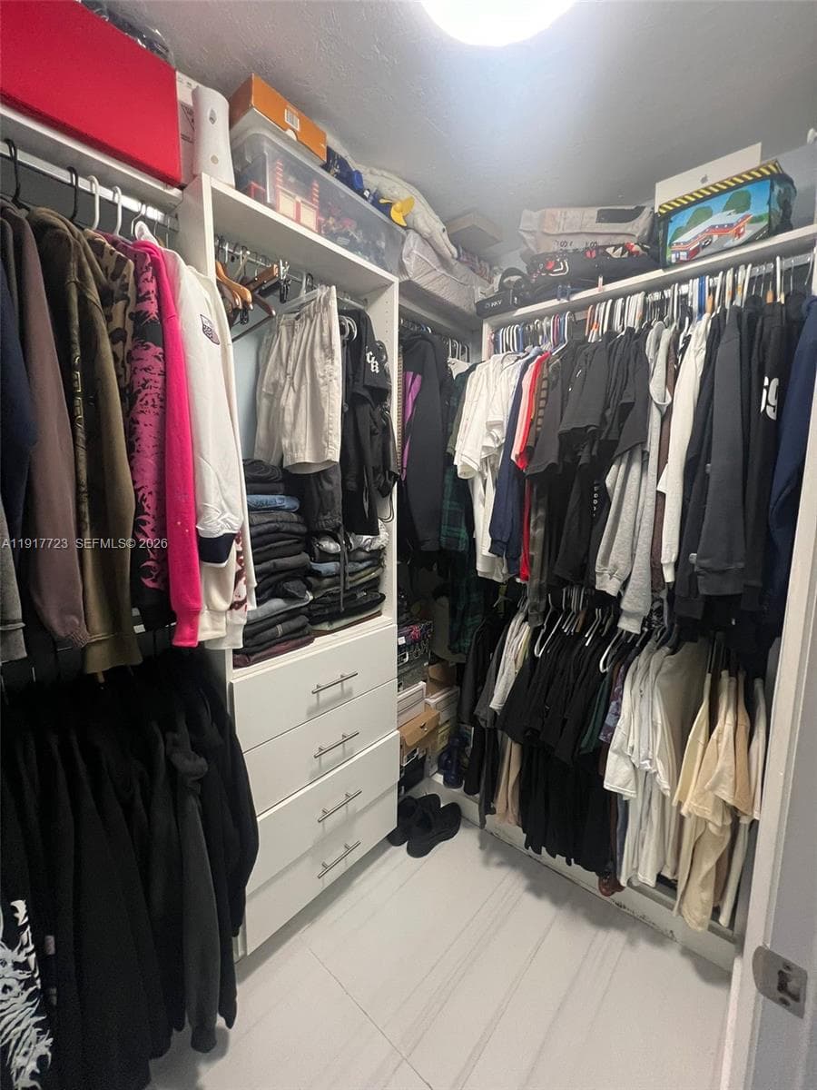 17878 N Bay Rd # 507, Sunny Isles Beach FL 33160 — 36