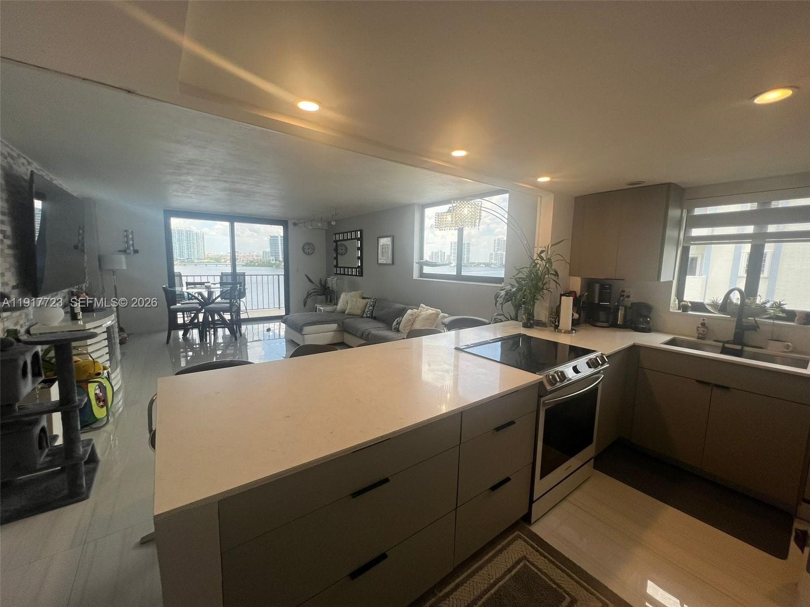 17878 N Bay Rd # 507, Sunny Isles Beach FL 33160 — 18