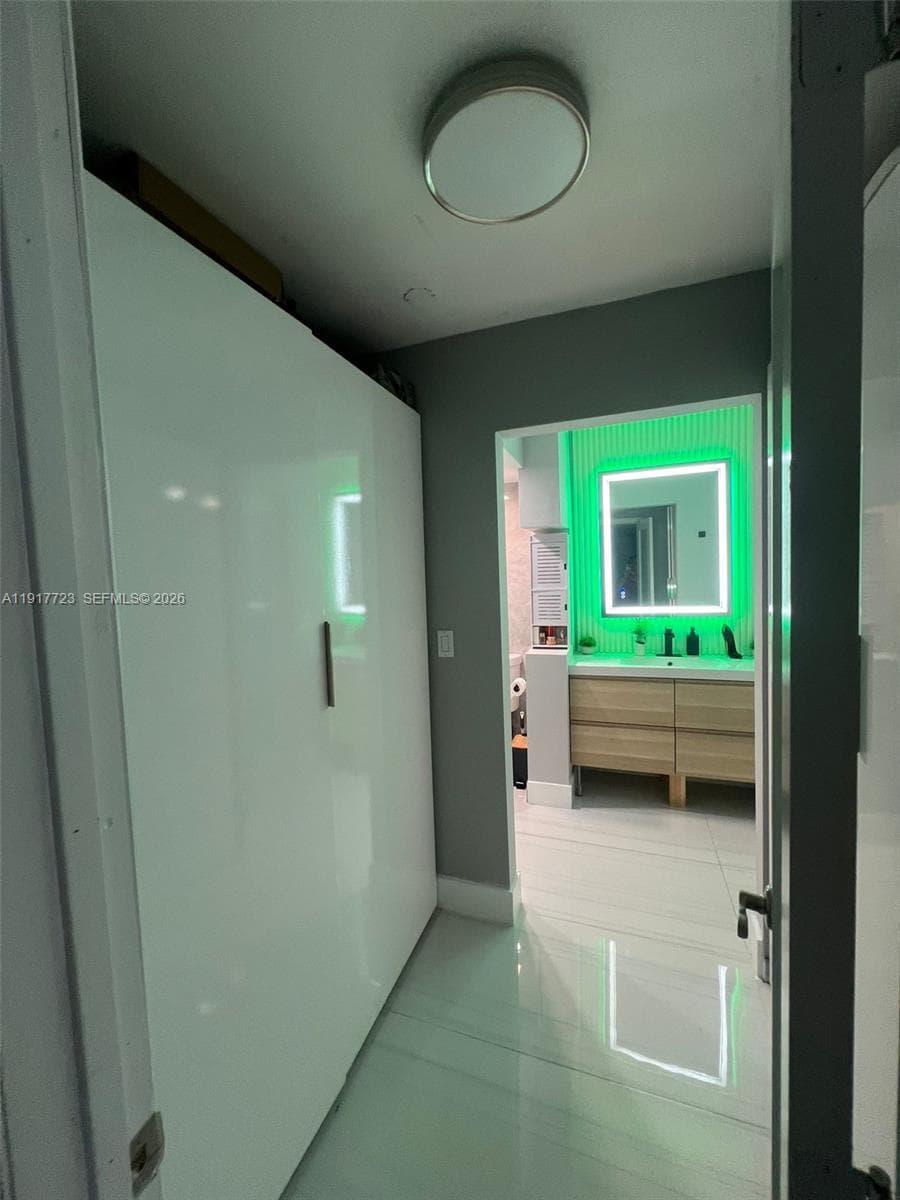 17878 N Bay Rd # 507, Sunny Isles Beach FL 33160 — 39