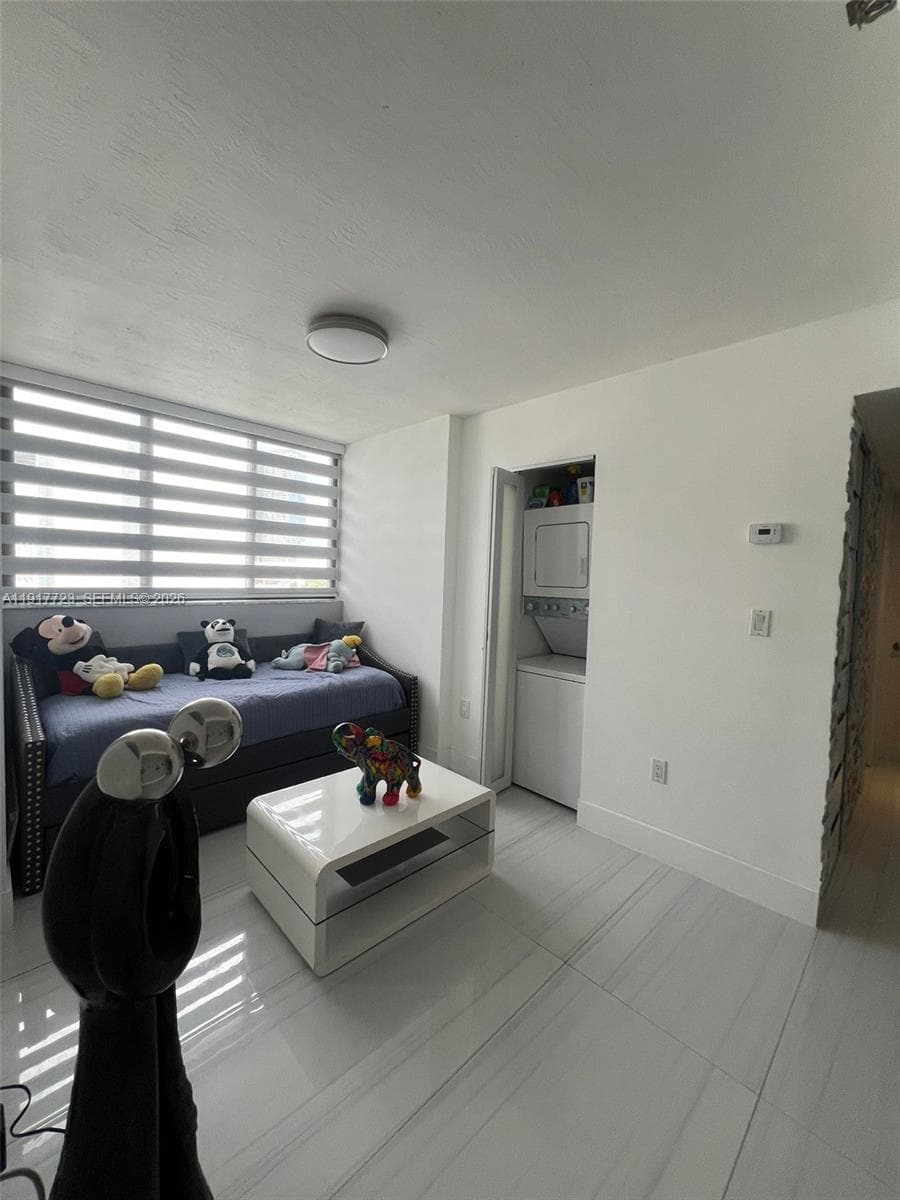 17878 N Bay Rd # 507, Sunny Isles Beach FL 33160 — 25
