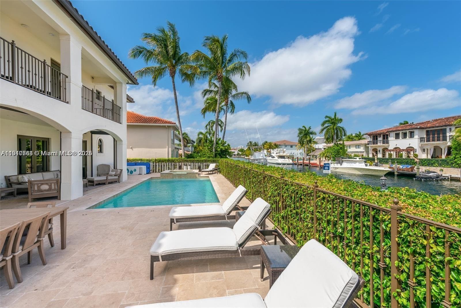 16433 NE 31st Ave, North Miami Beach FL 33160 — 5
