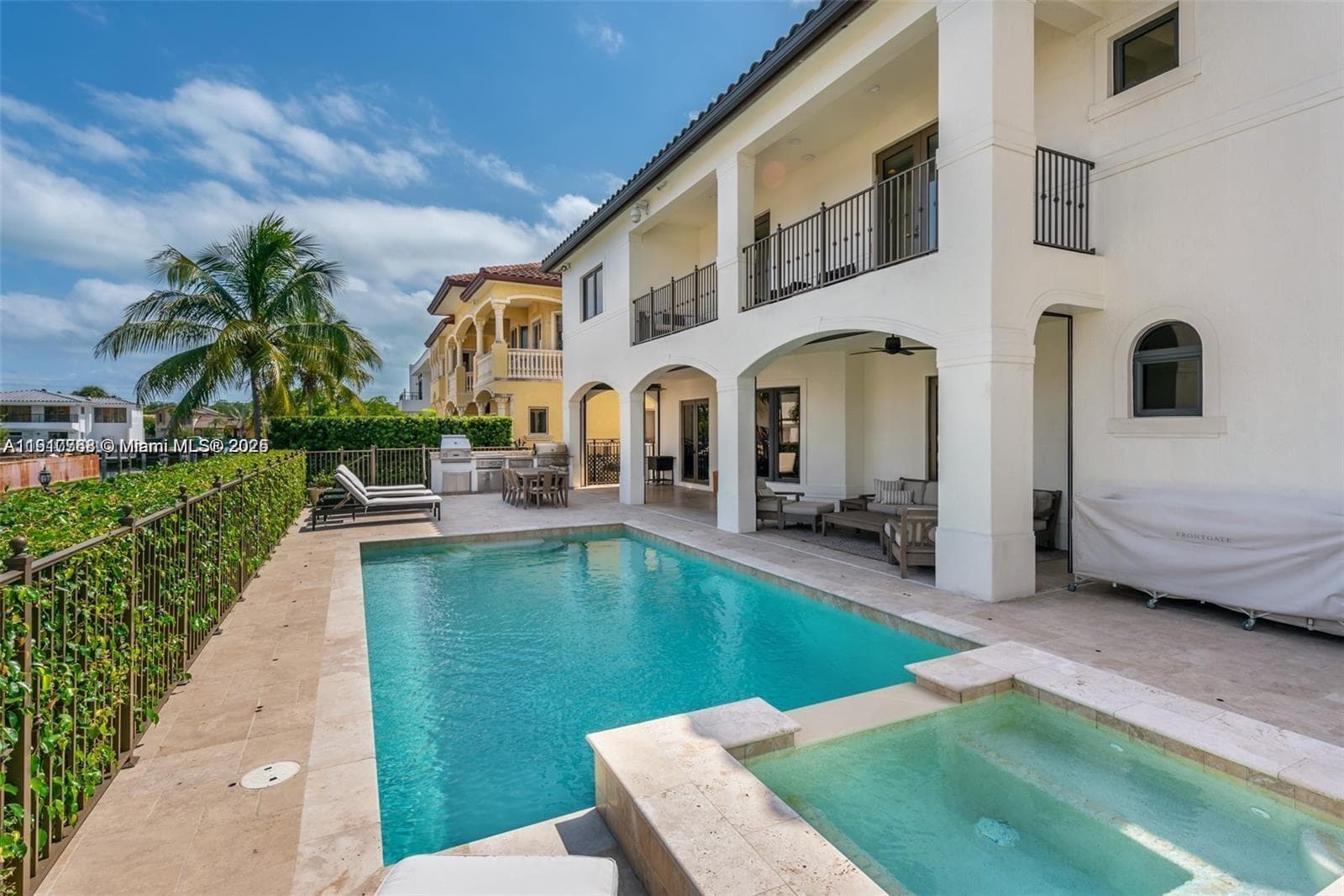 16433 NE 31st Ave, North Miami Beach FL 33160 — 4
