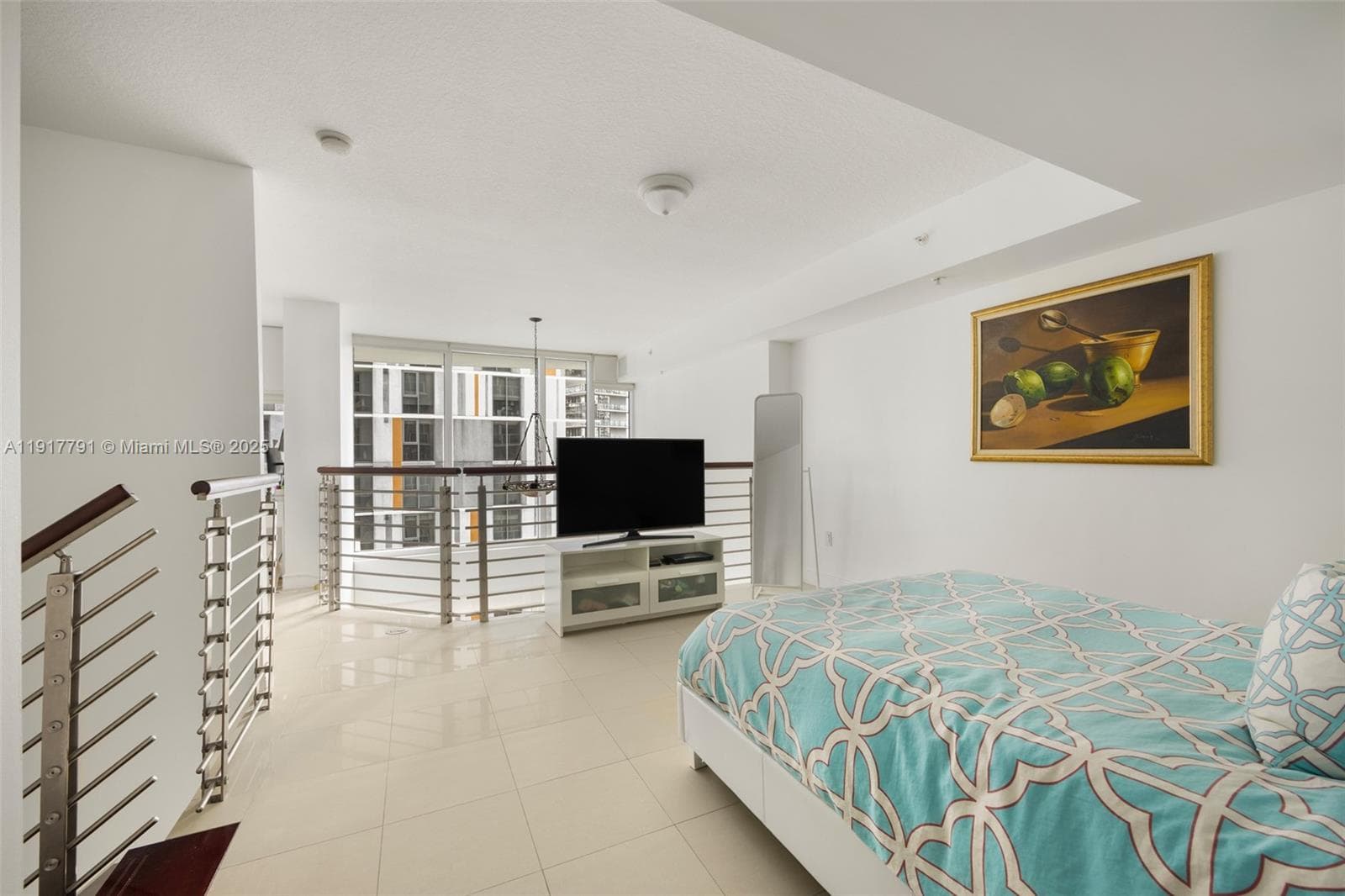 41 SE 5th St # 1210, Miami FL 33131 — 10