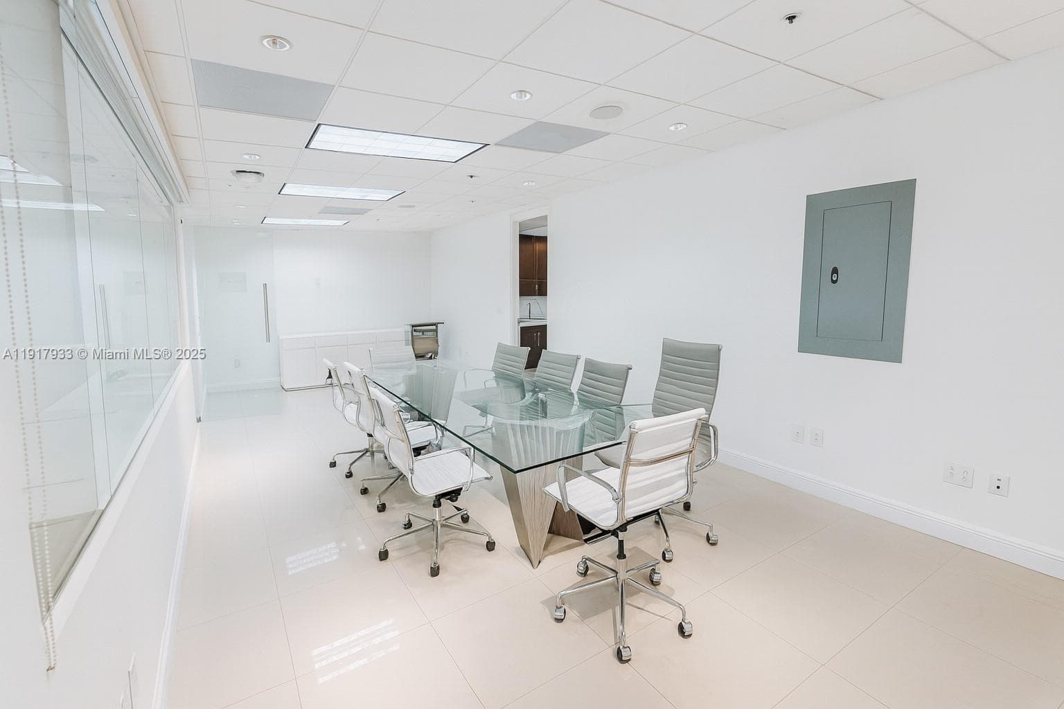 1000 5th St # 304, Miami Beach FL 33139 — 6