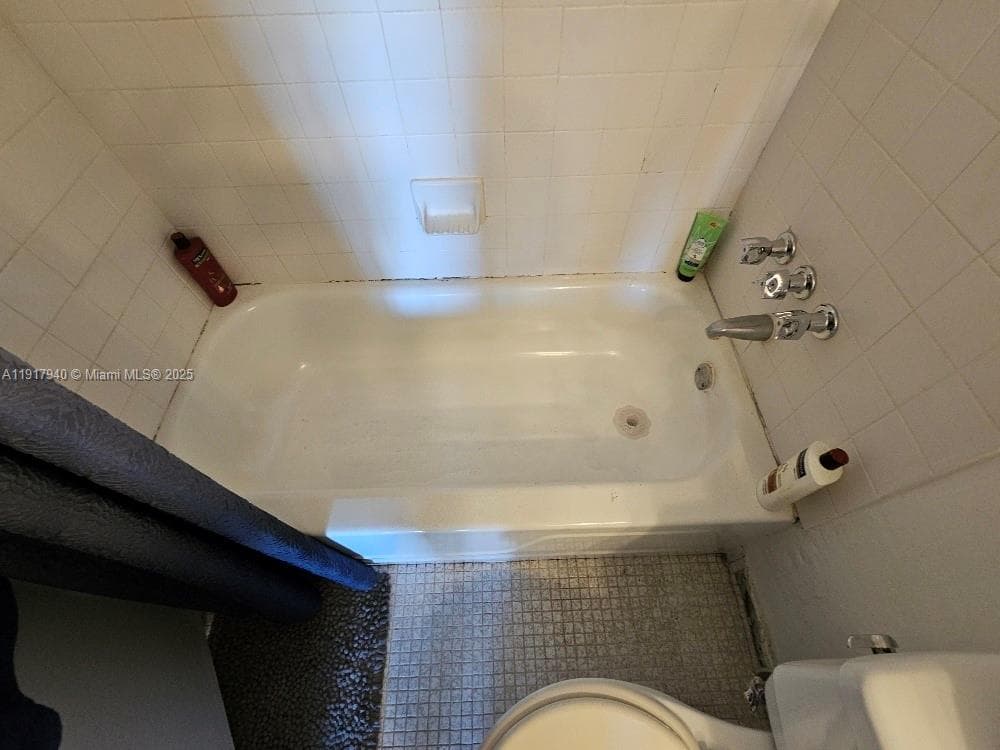 1200 NE Miami Gardens Dr # 605W, Miami FL 33179 — 17
