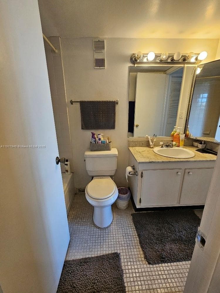 1200 NE Miami Gardens Dr # 605W, Miami FL 33179 — 15