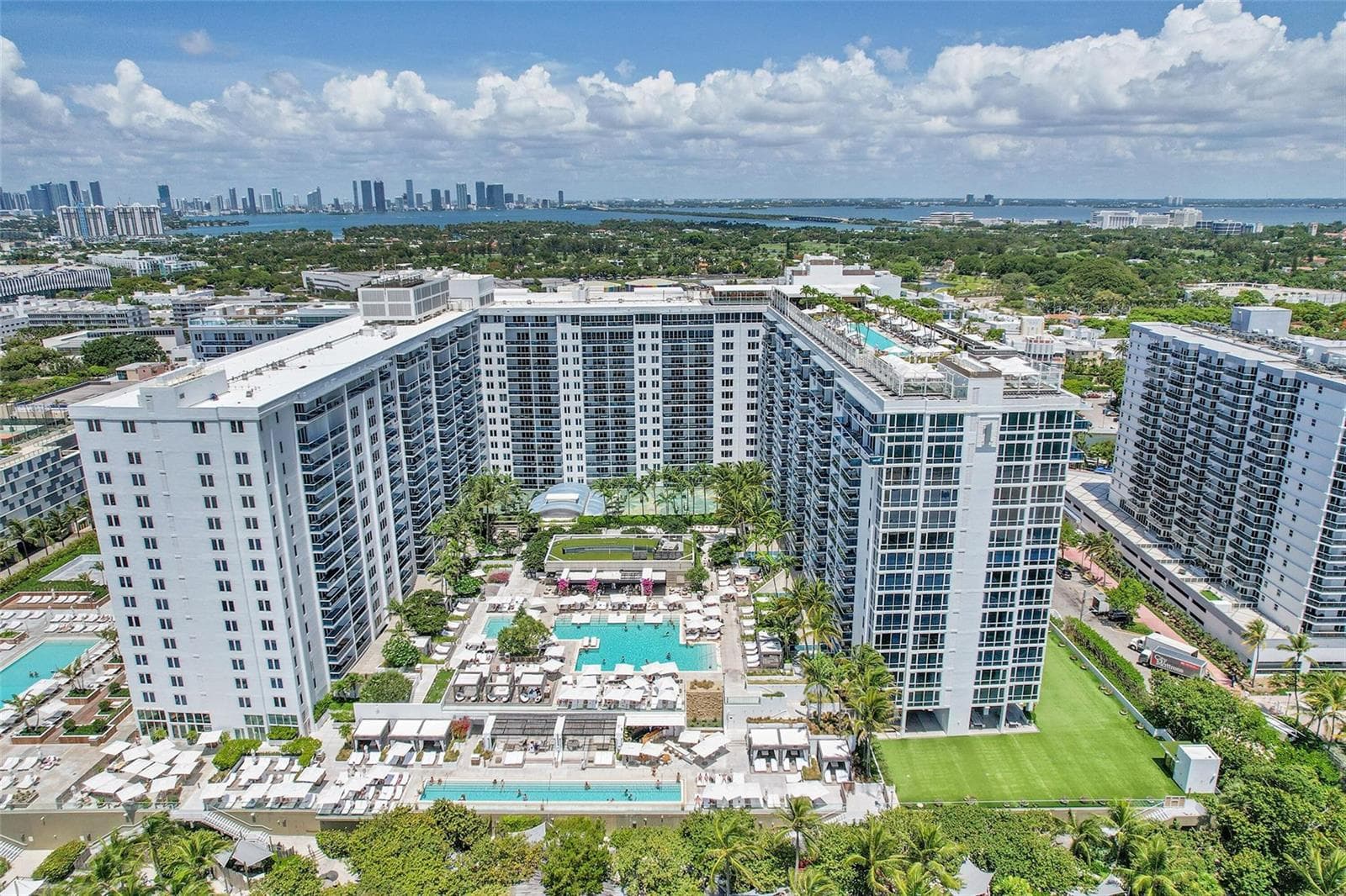 2301 Collins Avenue # 323, Miami Beach FL 33139 — 16
