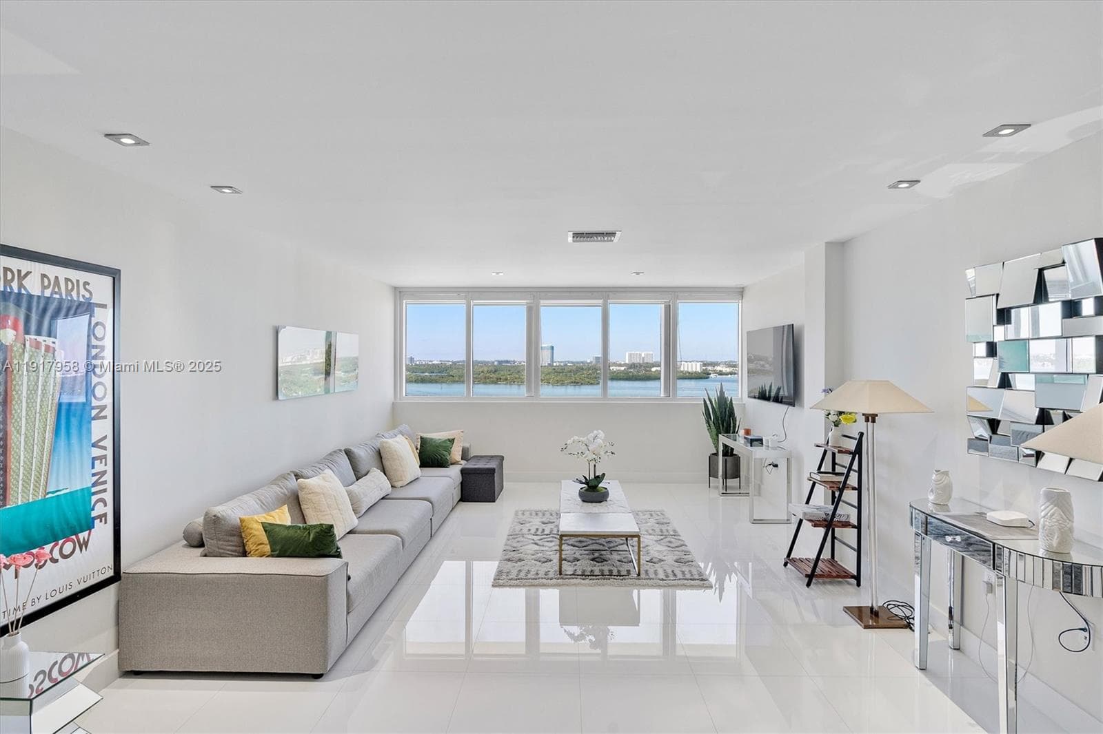 10275 Collins Ave # 1523, Bal Harbour FL 33154 — 2