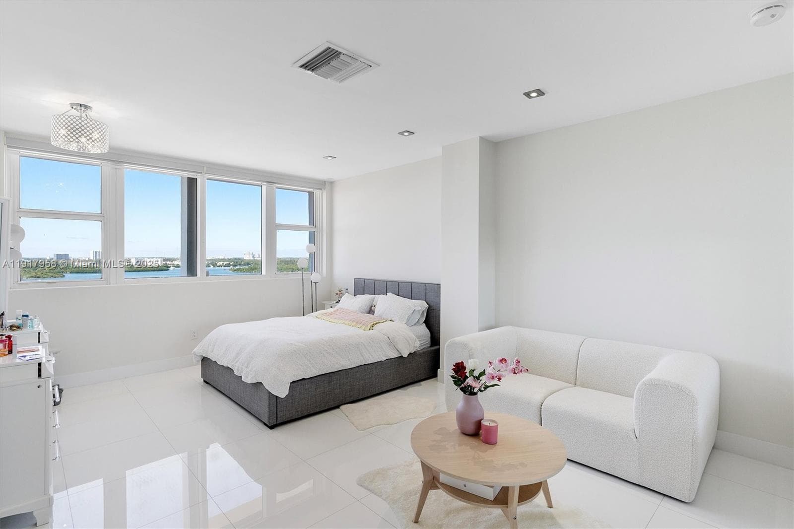 10275 Collins Ave # 1523, Bal Harbour FL 33154 — 7