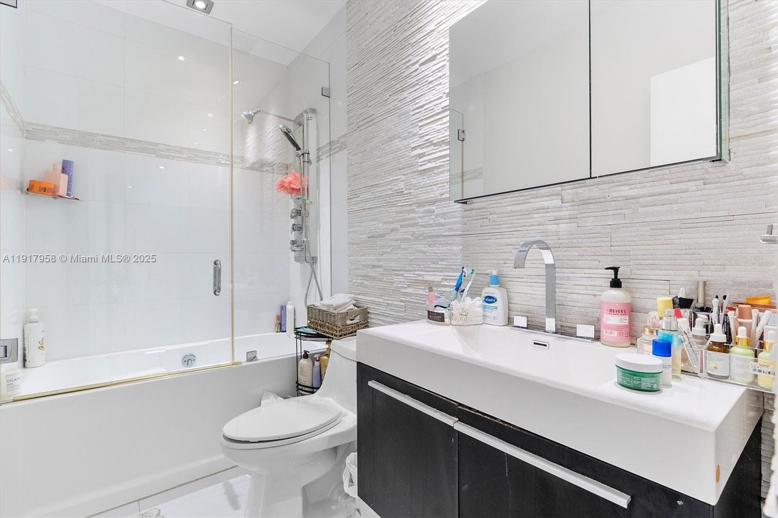 10275 Collins Ave # 1523, Bal Harbour FL 33154 — 20