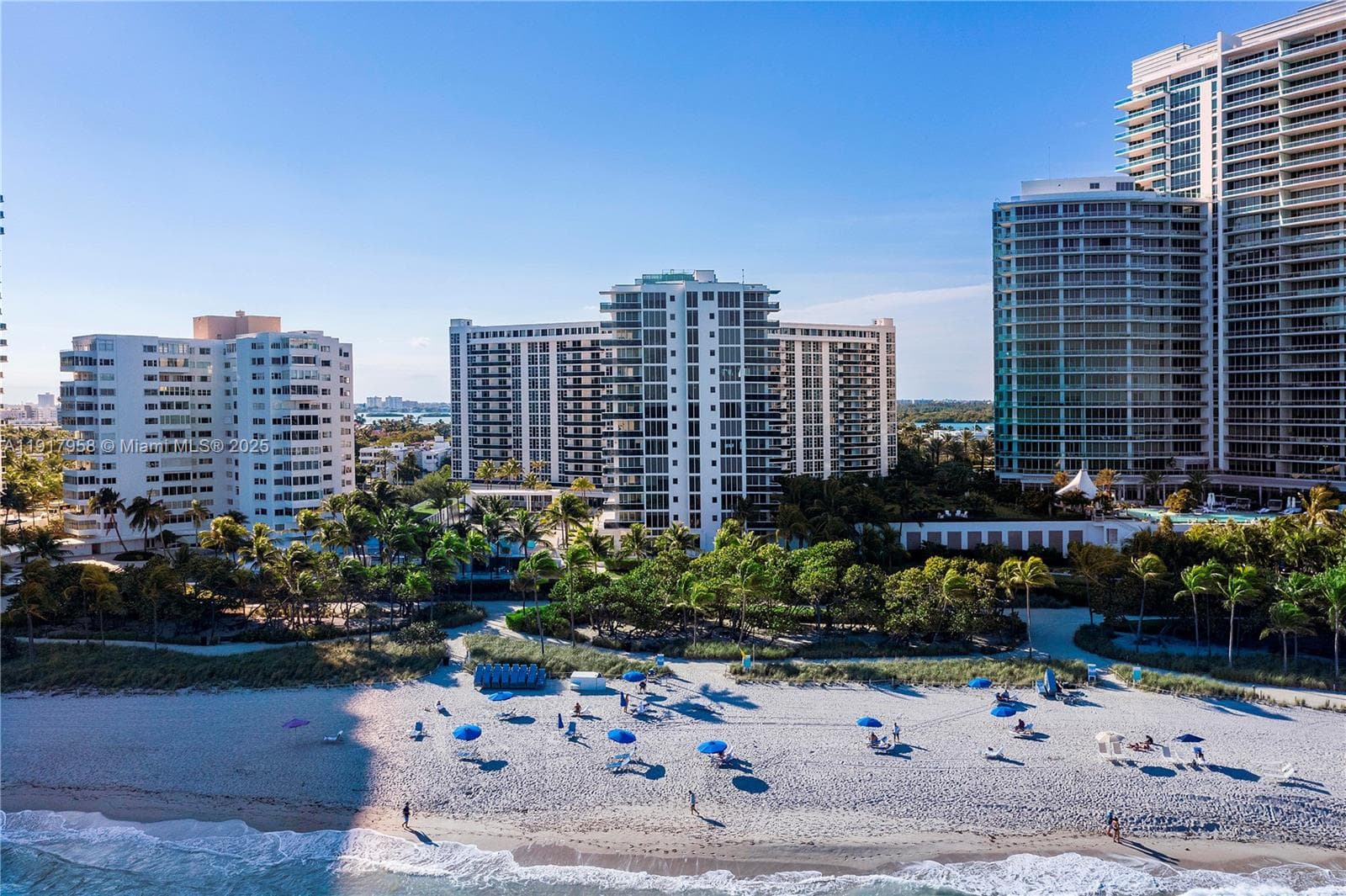 10275 Collins Ave # 1523, Bal Harbour FL 33154 — 33