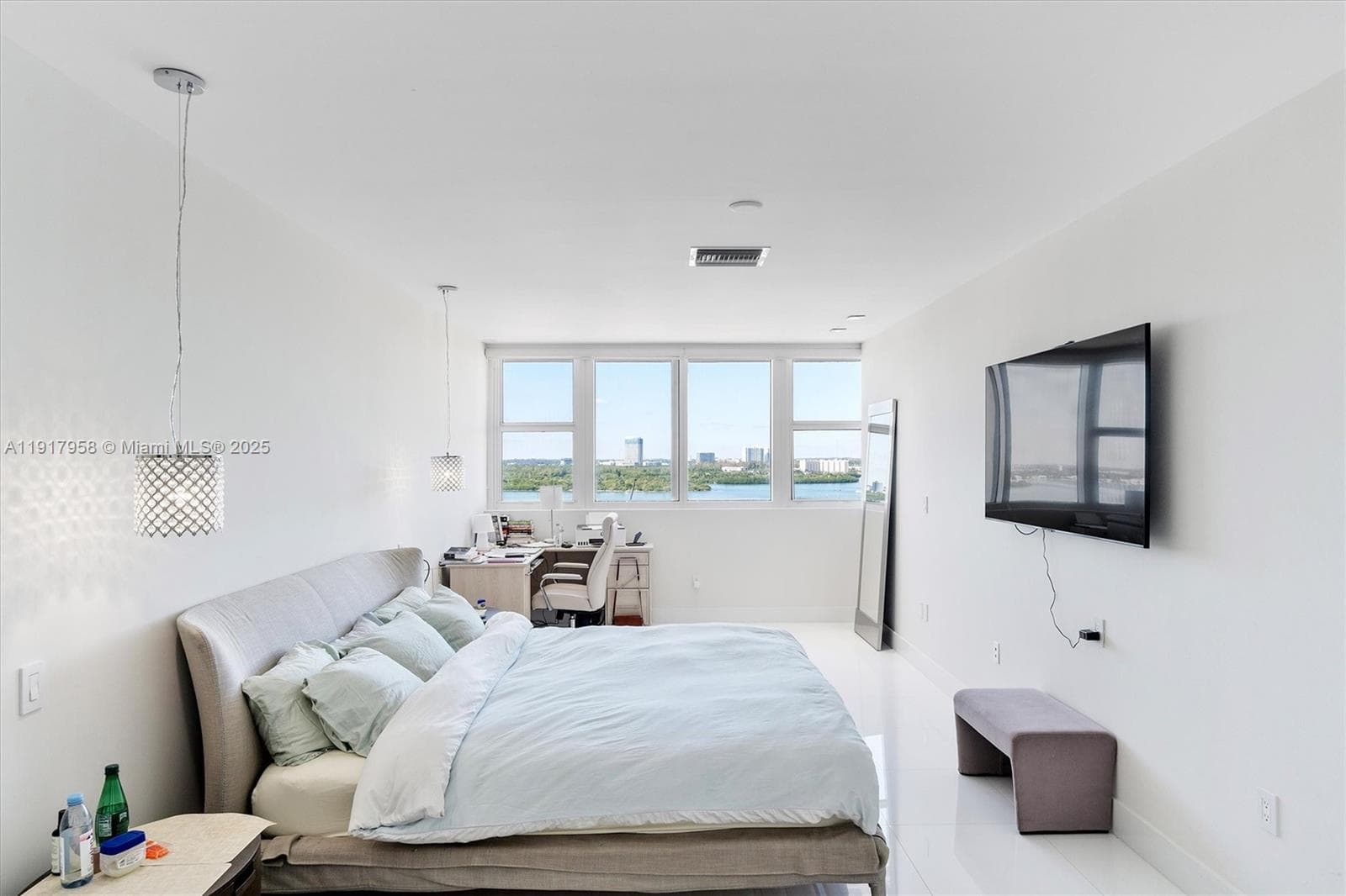 10275 Collins Ave # 1523, Bal Harbour FL 33154 — 15