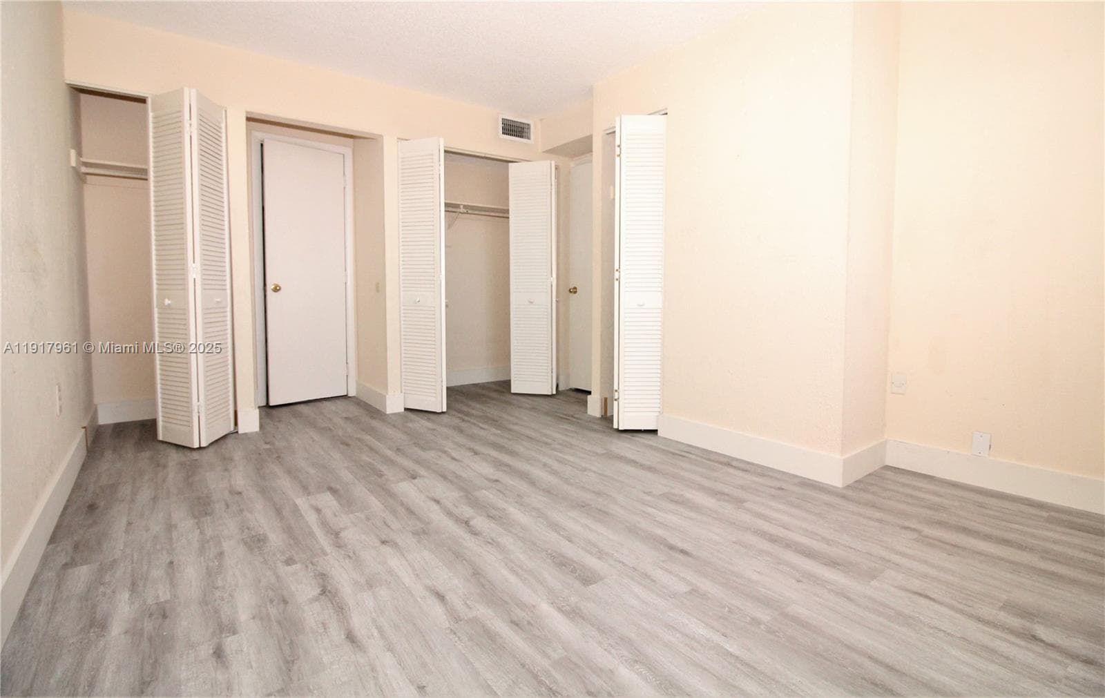 1251 NE 108th St # 312, North Miami FL 33161 — 2