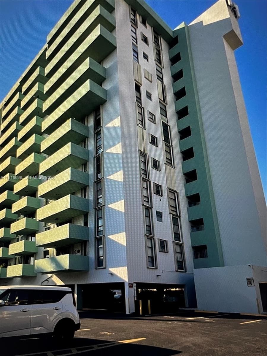 Imperial Terraces Condo, Hialeah, FL — 2