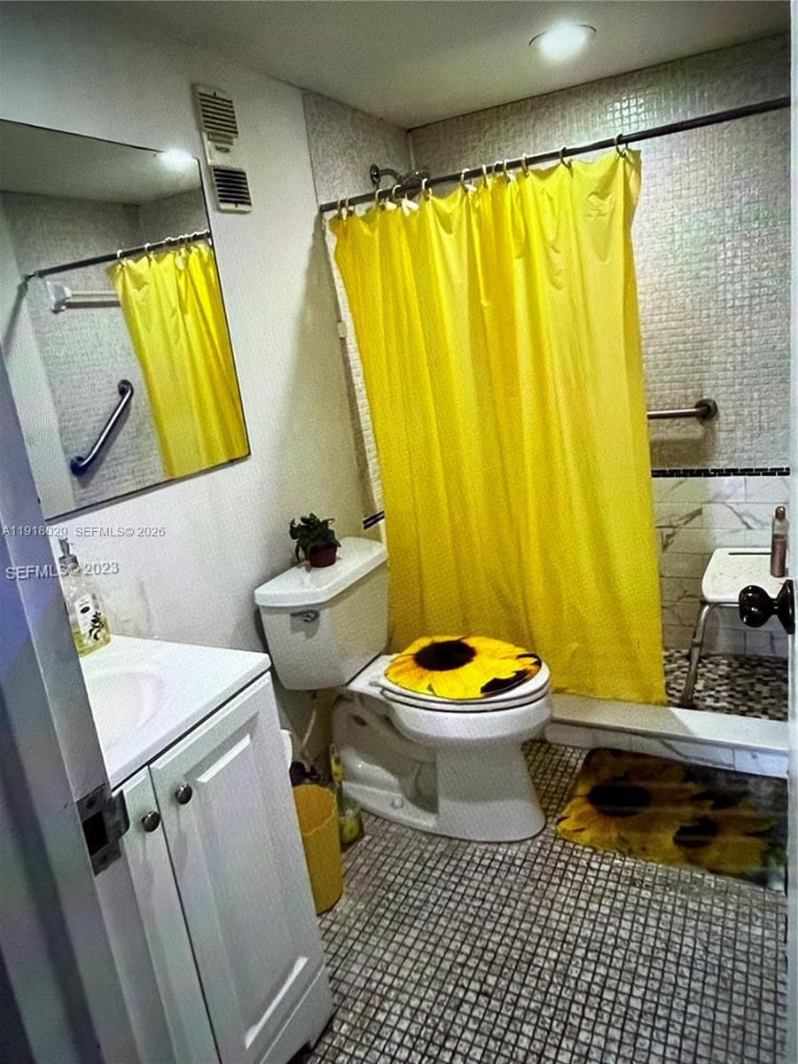 Imperial Terraces Condo, Hialeah, FL — 13