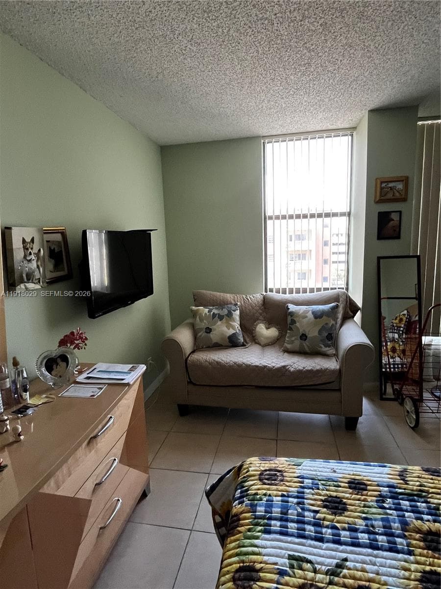 Imperial Terraces Condo, Hialeah, FL — 10