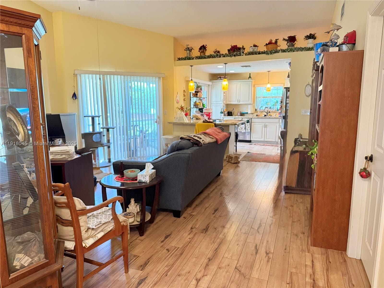 737 SE 22nd Dr, Homestead FL 33033 — 4