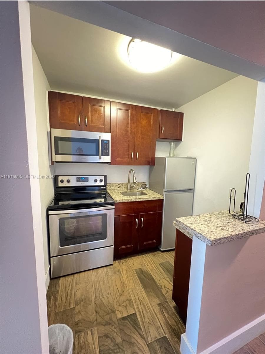 7904 West Dr # 111, North Bay Village FL 33141 — 7