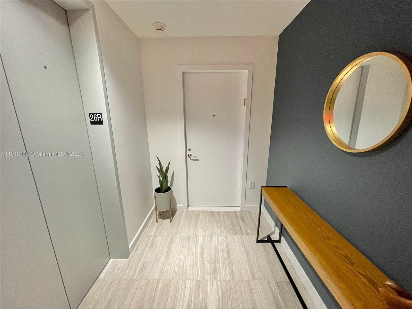 851 NE 1st Ave # 2605, Miami FL 33132 — 47